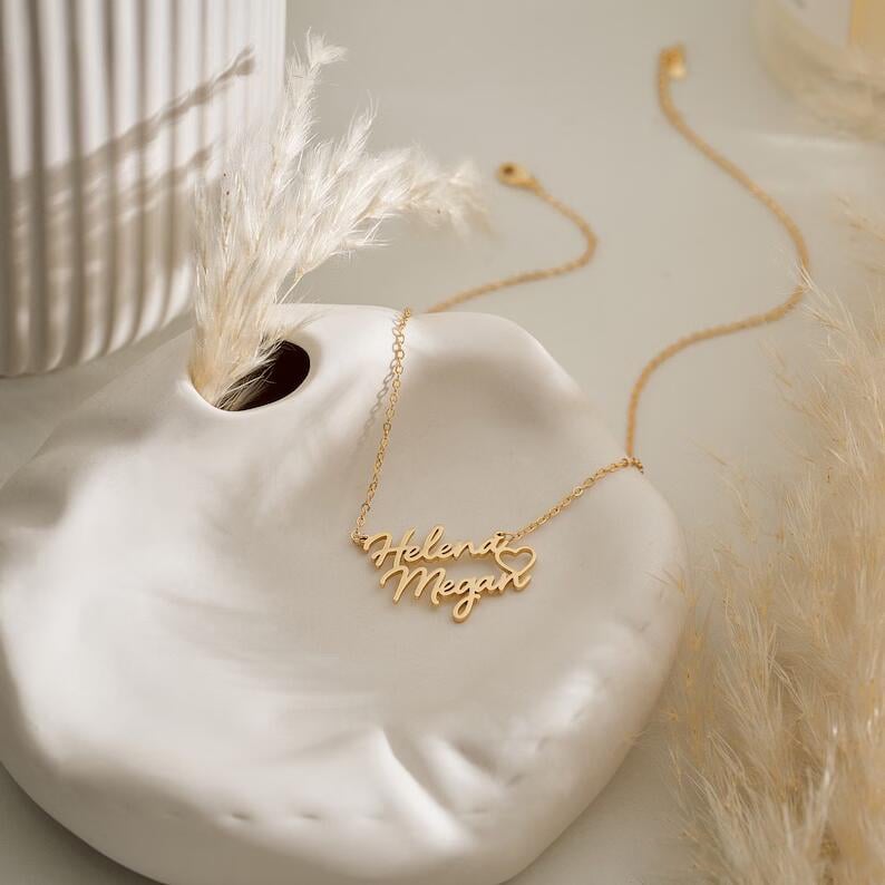 Personalized Custom Names Pendant Necklace