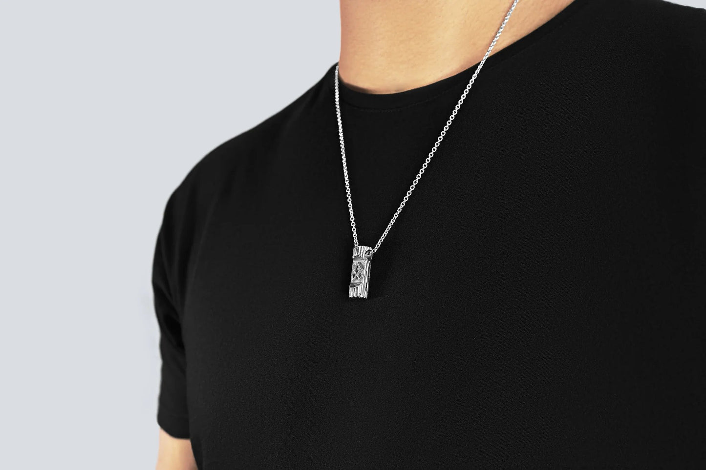 VIKING STRENGTH NECKLACE