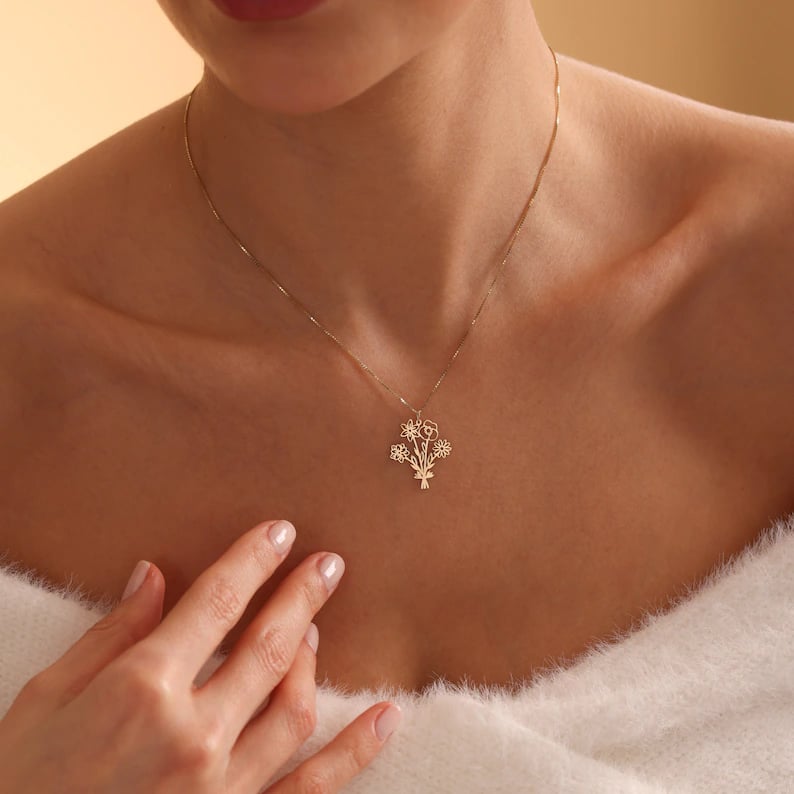 💐Birth Flower Bouquet Necklace