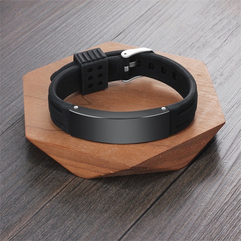 🏃‍♂️♥Sport Emergency ID Bracelet,Personalized Medical Alert Bracelet for Men