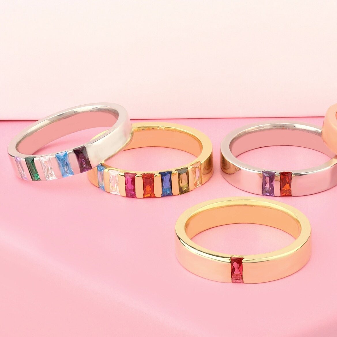 CUSTOM BIRTHSTONE FAMILY ELEGANT RING