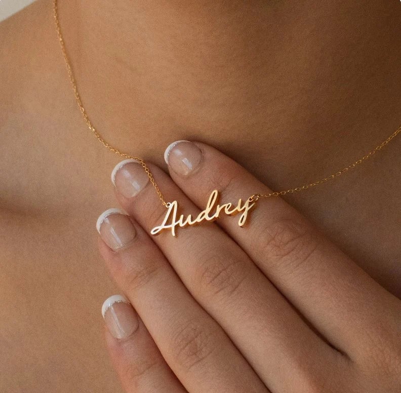 Gold name necklace