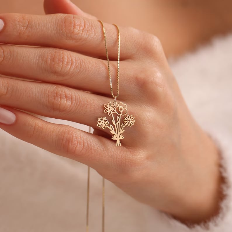 💐Birth Flower Bouquet Necklace