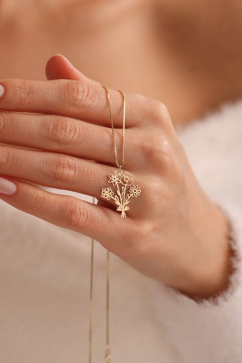 💐Birth Flower Bouquet Necklace