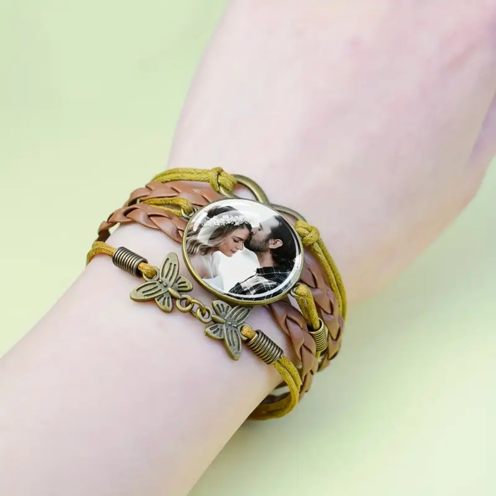 Round Frame Braided Bracelet