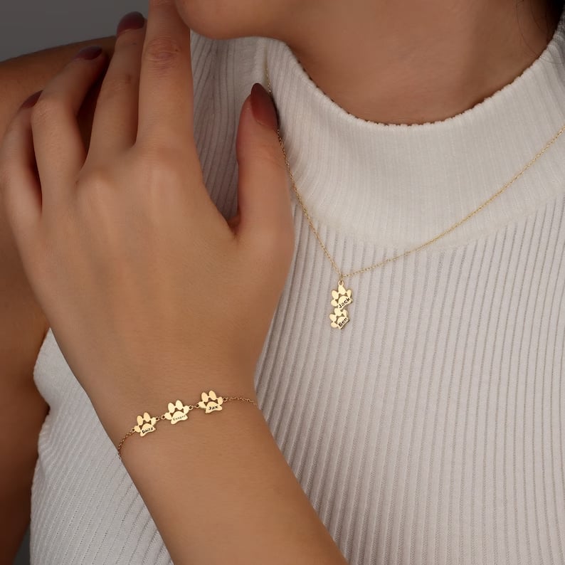 🐾Personalized Pet Paw Necklace  • Pet Name Necklace • Paw Print Name Necklace