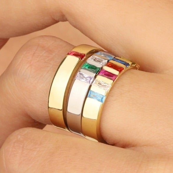 CUSTOM BIRTHSTONE FAMILY ELEGANT RING