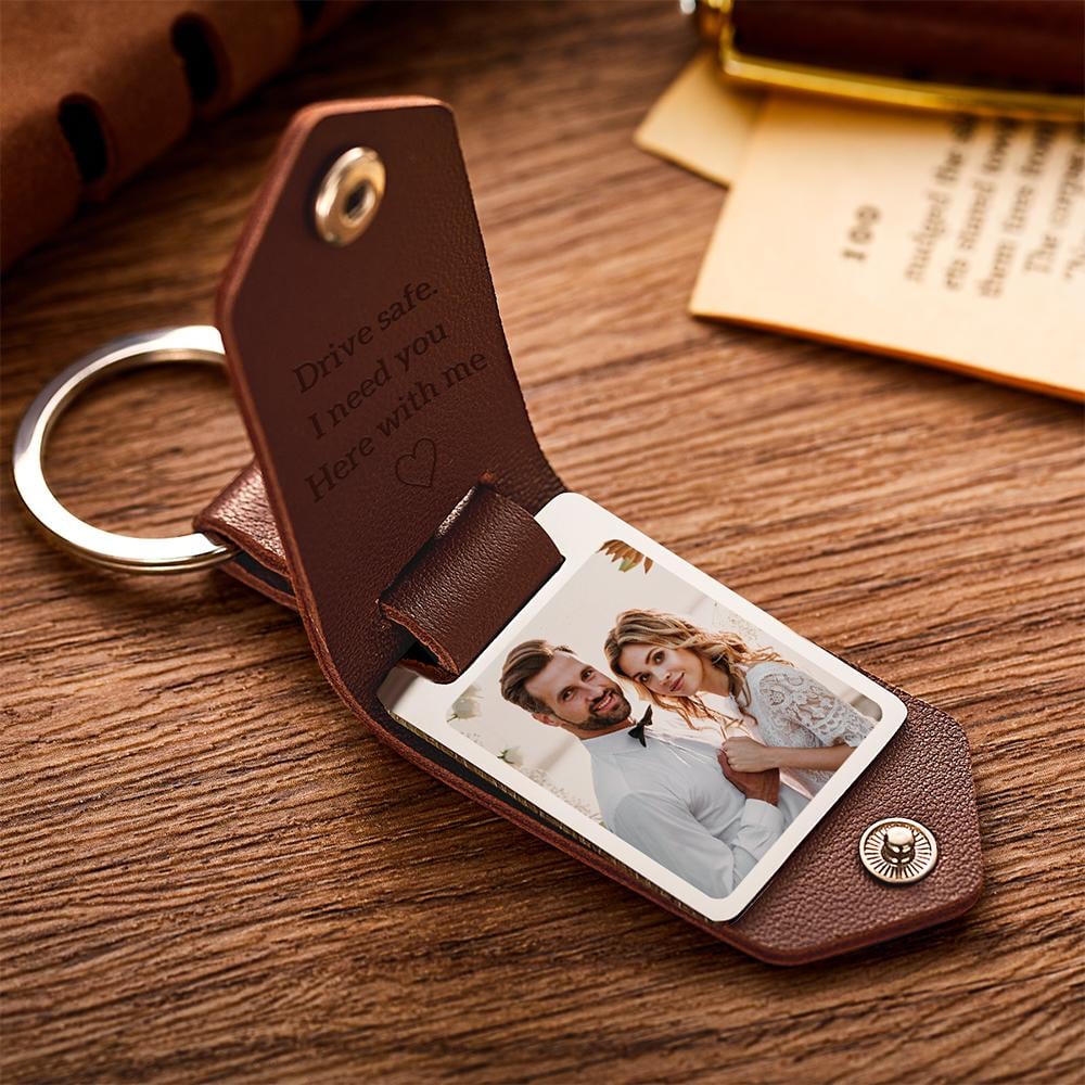 🔥HOT SALE✨Gift to Husband-Customized Leather Photo Text Keychain