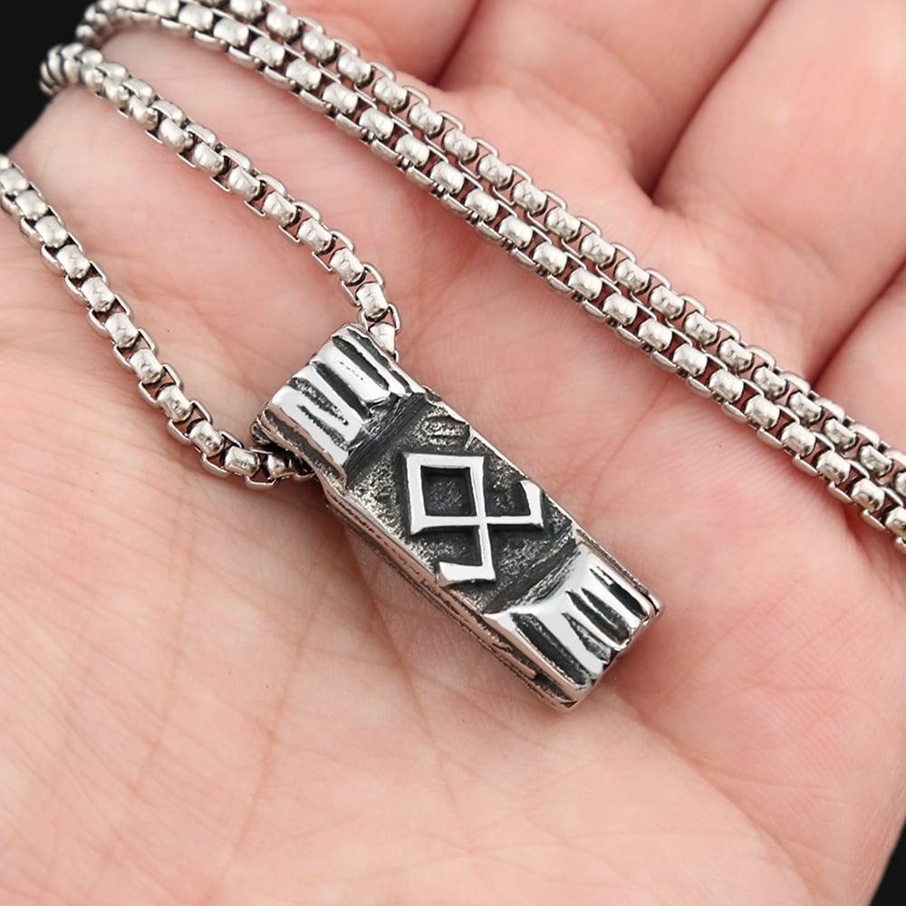 VIKING STRENGTH NECKLACE